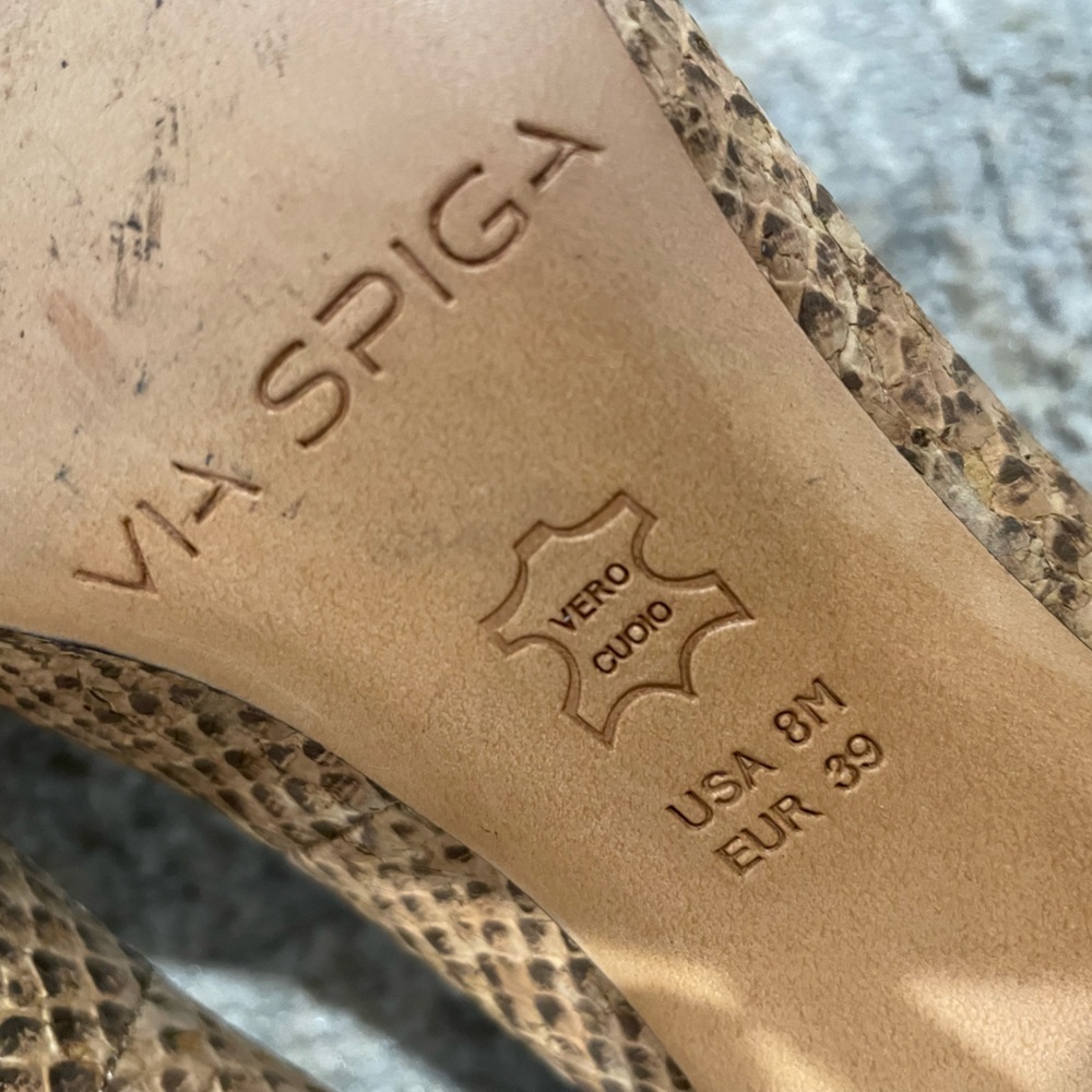 Via Spiga Carola Dress Pumps Leather Natural Crocodile Print Size 8M 3.5” Heel - Picture 3 of 11